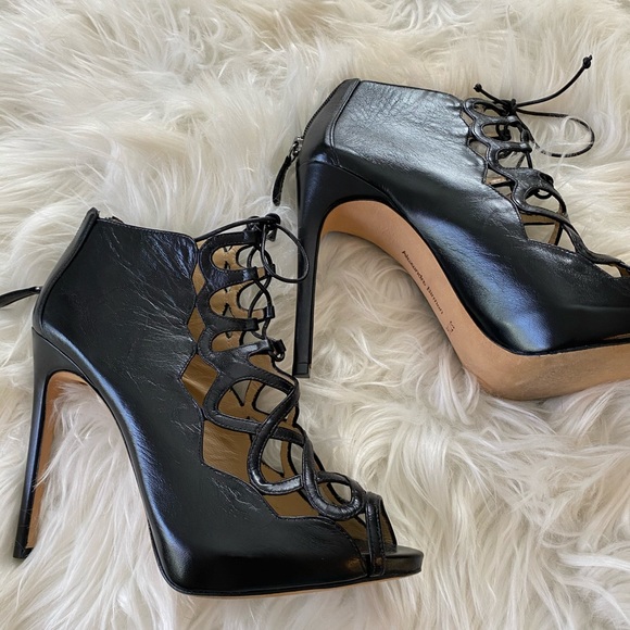 Like new AUTHENTIC ALEXANDRE BIRMAN cage sandal - Picture 2 of 6